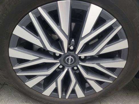 Used 2024 Nissan Altima 2.5 SV image 31