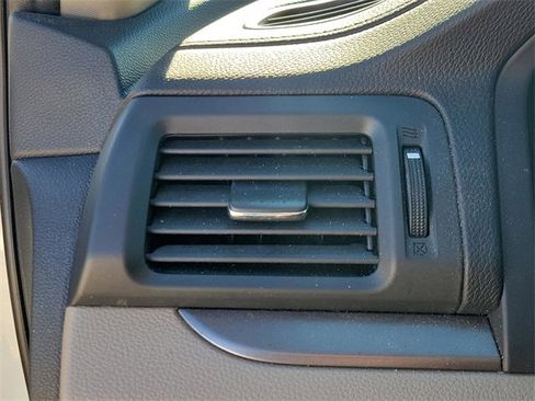 Used 2016 Honda Pilot EX-L image 31