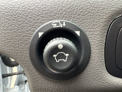 Used 2023 Ford Transit 350 XLT image 24