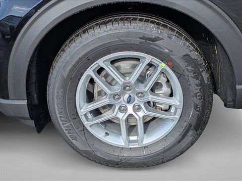 New 2026 Ford Explorer Active image 16