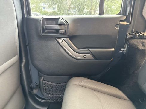 Used 2017 Jeep Wrangler Unlimited Sport w/ Quick Order Package 24S image 19