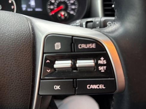 Used 2020 Kia Sorento S image 12