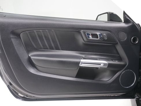 Used 2016 Ford Mustang GT Premium image 15