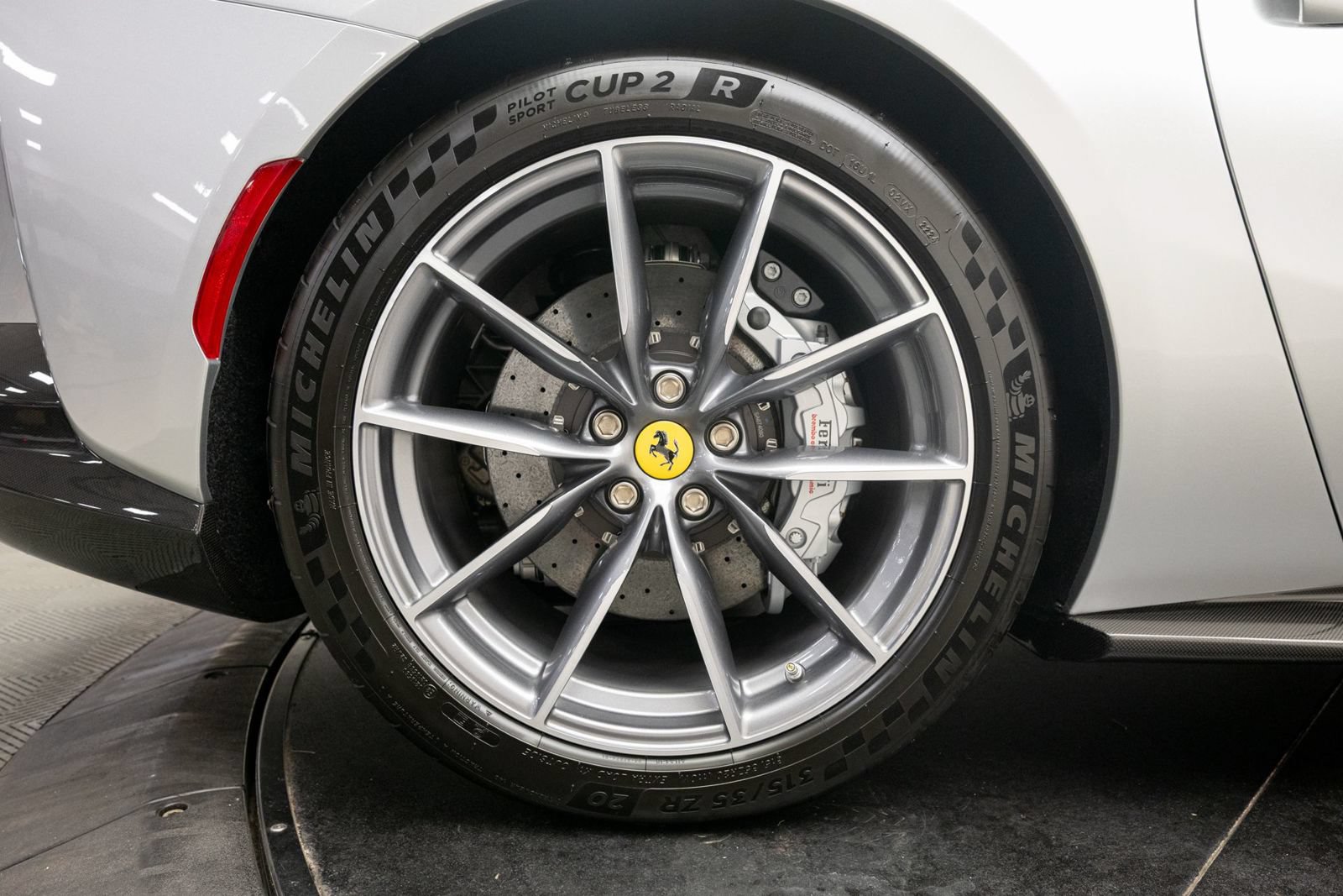 Used 2022 Ferrari 812 GTS RWD image 46