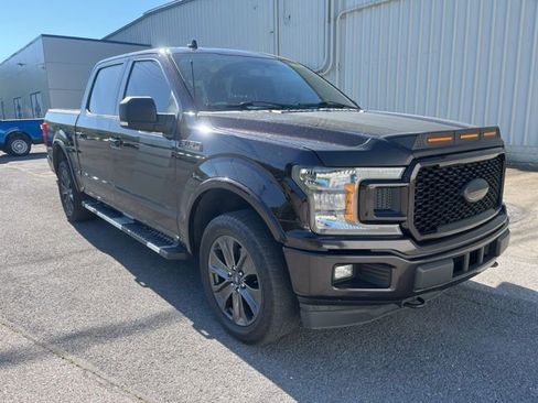 Used 2018 Ford F150 XLT w/ Equipment Group 302A Luxury AWD/4WD image 3