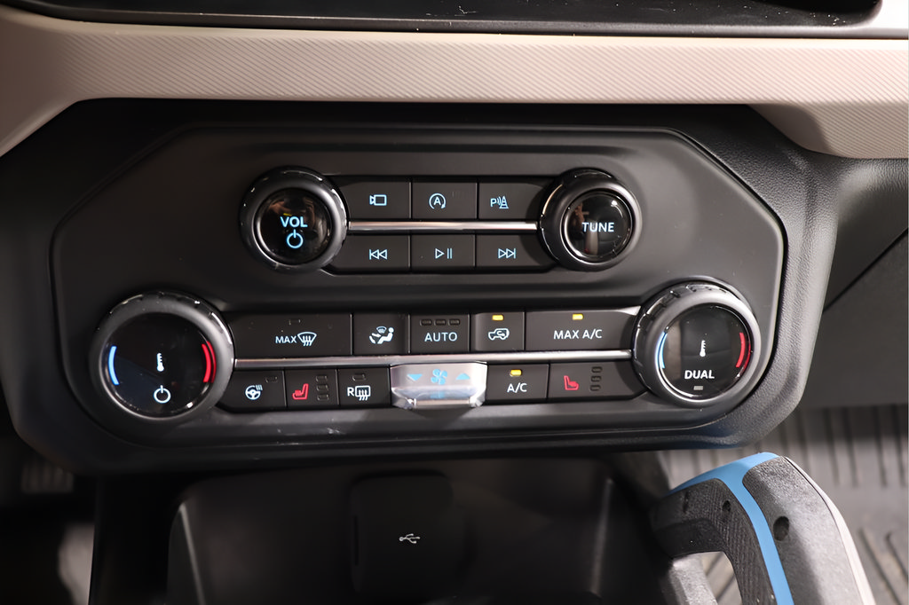 Used 2022 Ford Bronco Wildtrak AWD/4WD image 10