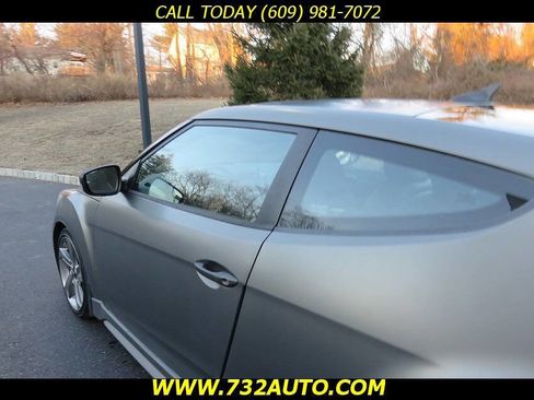 Used 2015 Hyundai Veloster Turbo image 26