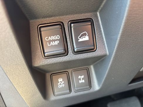 Used 2023 Nissan Frontier PRO-4X w/ Technology Package image 33