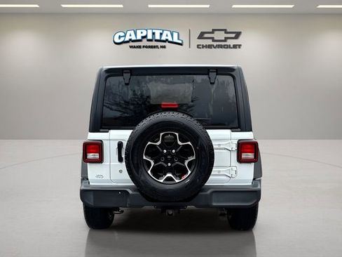 Used 2020 Jeep Wrangler Sport image 5