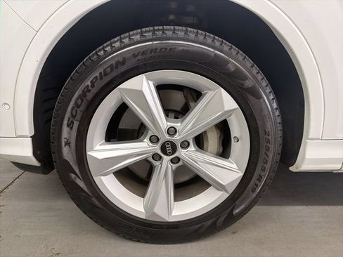 Used 2023 Audi Q7 2.0T Premium Plus AWD/4WD image 8