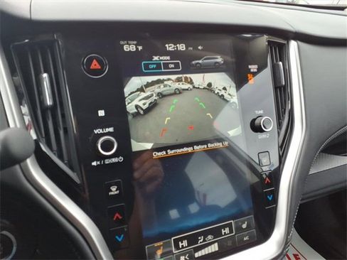 Used 2025 Subaru Outback Premium w/ Popular Package #1A image 19