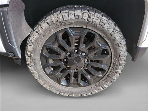 Used 2024 GMC Sierra 2500 Denali w/ Denali Reserve Package image 24