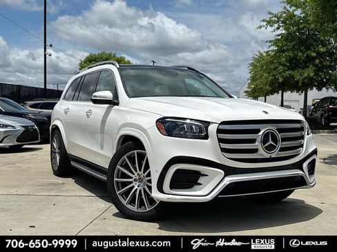 Used 2024 Mercedes-Benz GLS 580 4MATIC image 1