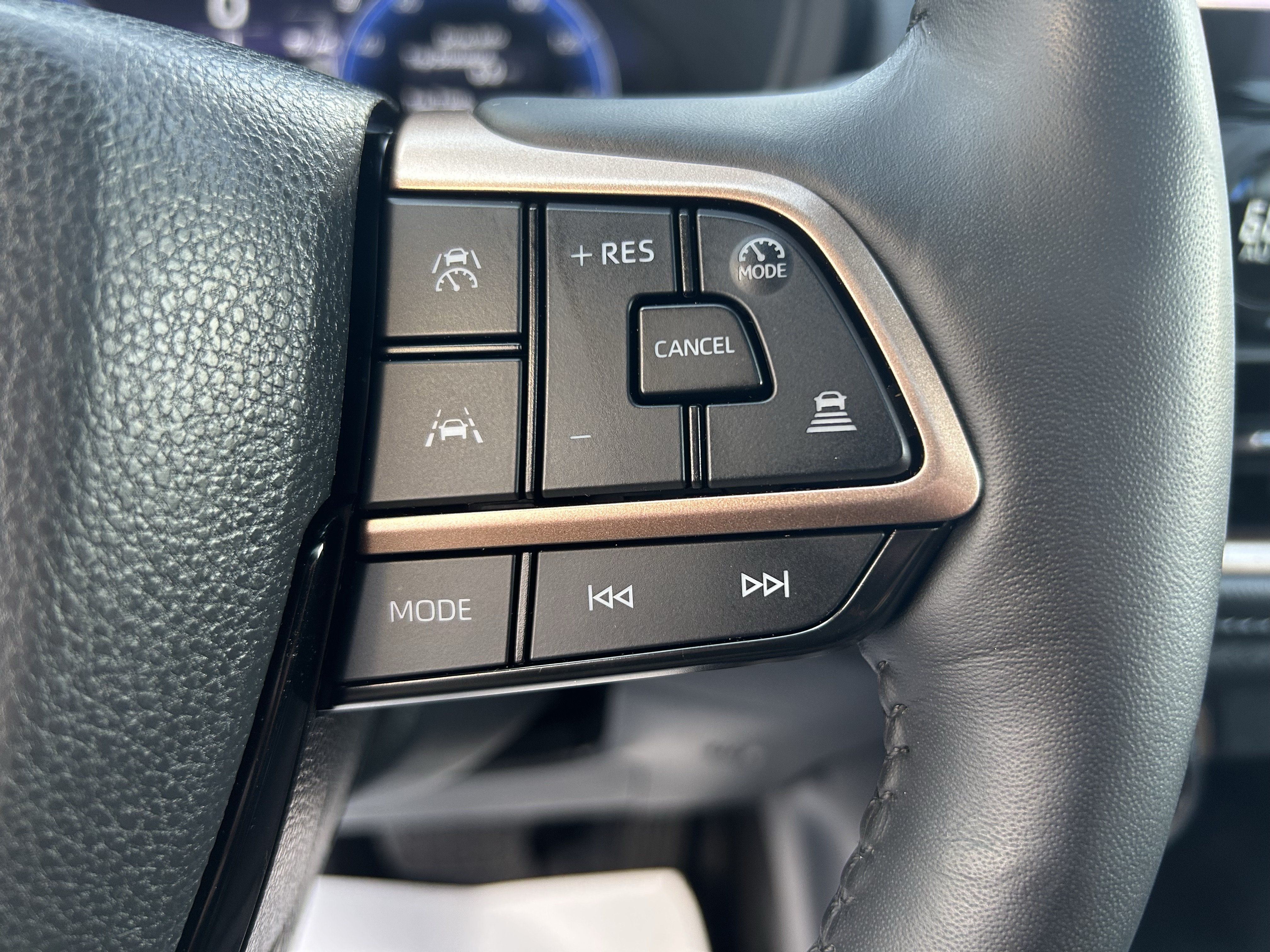 Used 2025 Toyota Grand Highlander AWD Hybrid image 28