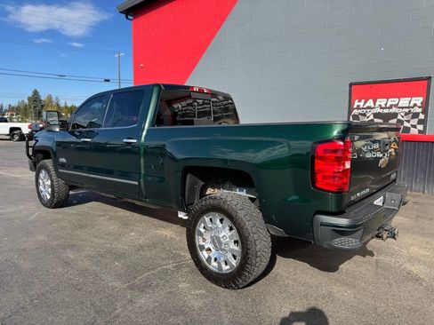 Used 2015 Chevrolet Silverado 2500 High Country w/ Duramax Plus Package image 11