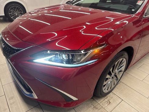 New 2025 Lexus ES 350 Luxury image 15