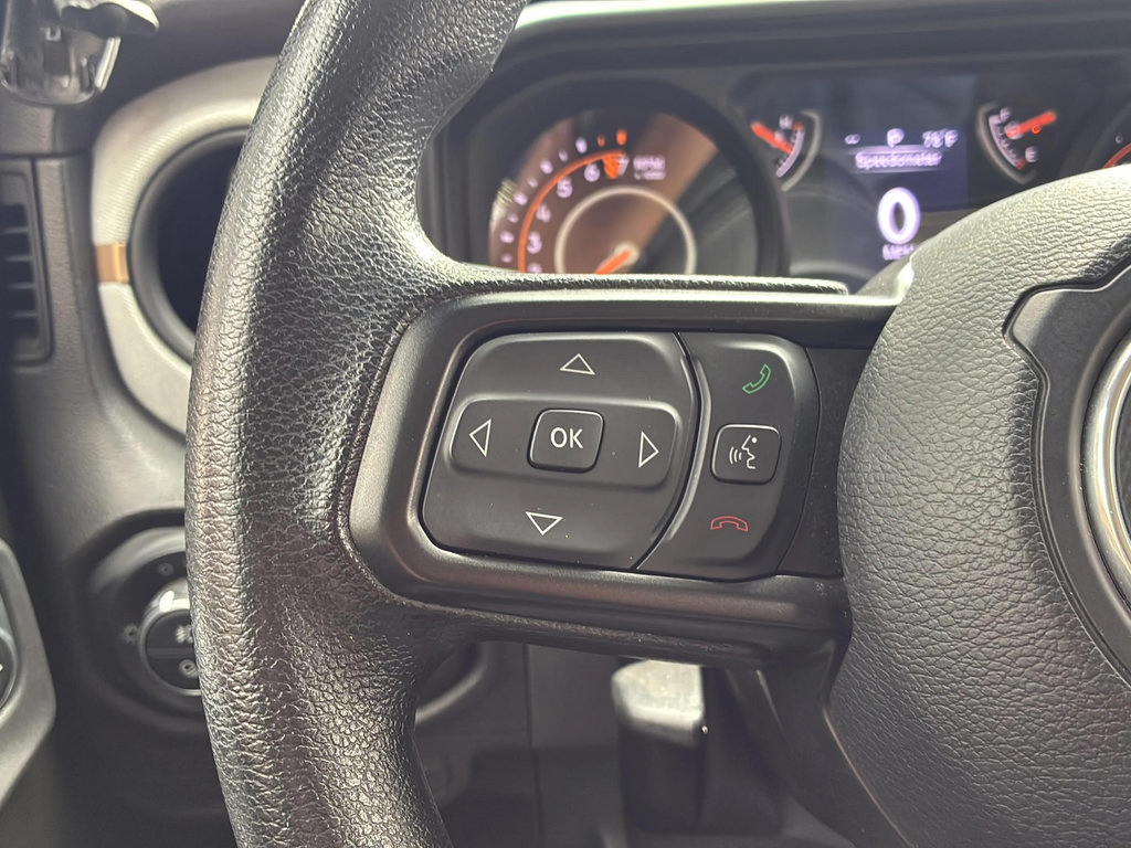 Used 2025 Jeep Gladiator Sport AWD/4WD image 30