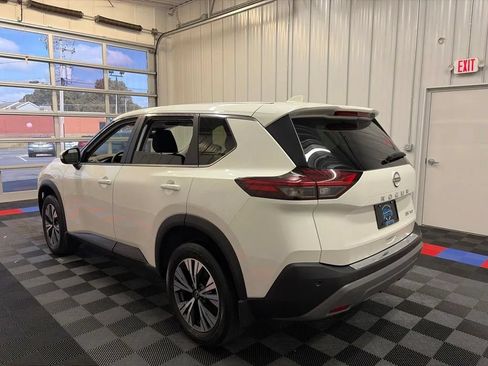 Used 2023 Nissan Rogue SV AWD/4WD image 6