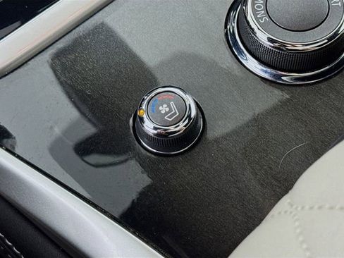 Used 2019 INFINITI QX60 Luxe w/ Limited Package image 23