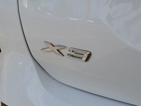 Used 2022 BMW X3 sDrive30i w/ M Sport Package 2 RWD image 7