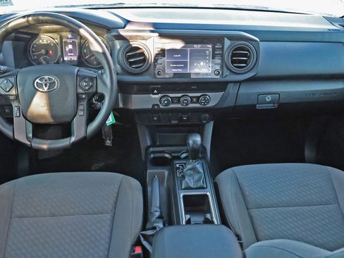 Used 2022 Toyota Tacoma SR image 2