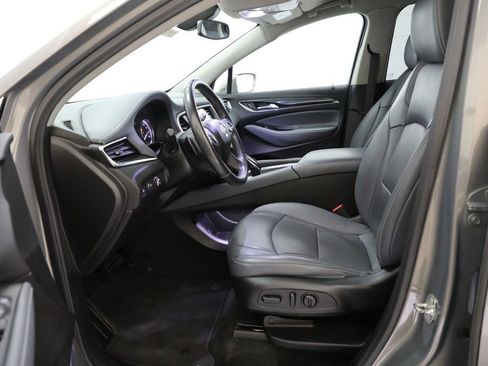 Certified 2019 Buick Enclave Essence w/ Trailering Package, 5000 lbs. AWD/4WD image 8
