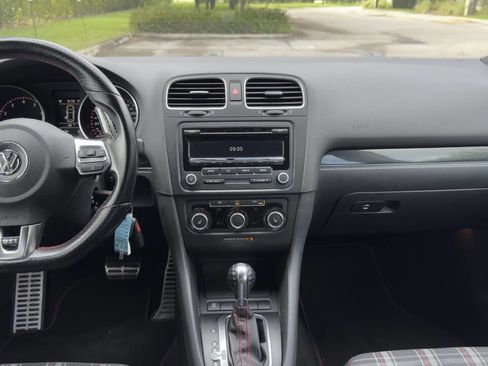 Used 2013 Volkswagen Golf 4-Door image 13