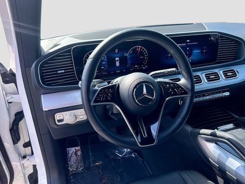 Used 2024 Mercedes-Benz GLE 450e 4MATIC image 8