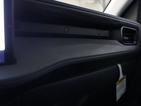 New 2025 Ford Maverick XLT w/ XLT Luxury Package image 14