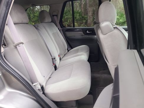 Used 2007 GMC Envoy SLE image 20