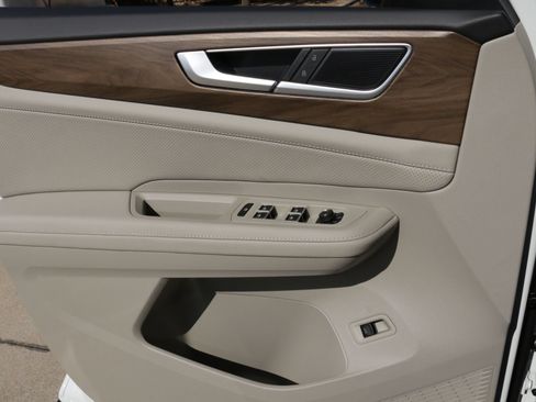Certified 2026 Volkswagen Atlas SE FWD image 17