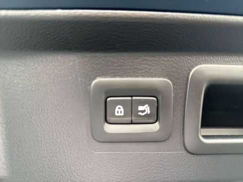 Used 2025 MAZDA CX-50 2.5 Hybrid w/ Weather Package image 29