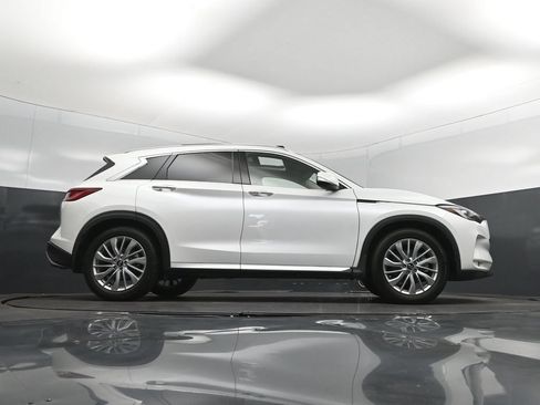 Certified 2024 INFINITI QX50 Luxe FWD image 43