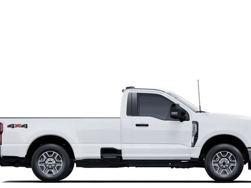 New 2025 Ford F250 XLT w/ 360-Degree Camera Package AWD/4WD image 5