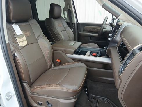New 2026 RAM 3500 Longhorn AWD/4WD image 38