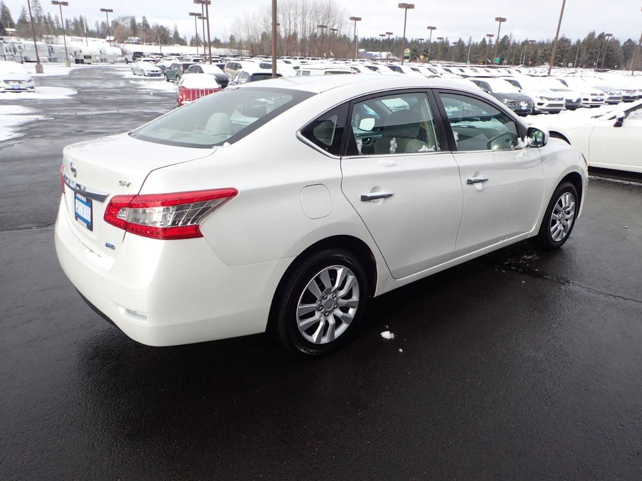 Used 2013 Nissan Sentra SV FWD image 5