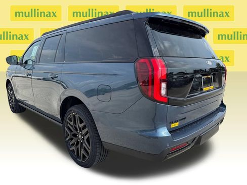 New 2027 Ford Expedition Max Platinum w/ Stealth Performance Package AWD/4WD image 4