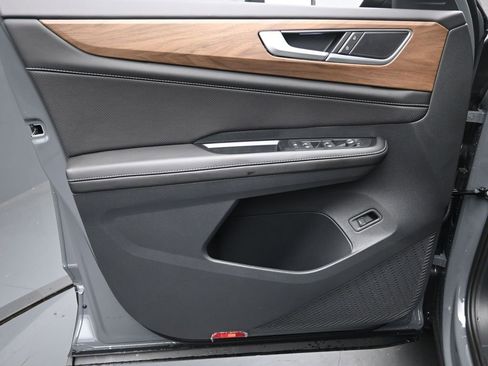 New 2026 Volkswagen Atlas SE FWD image 20