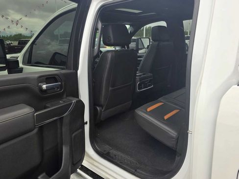 Used 2020 GMC Sierra 2500 AT4 w/ AT4 Premium Package AWD/4WD image 15