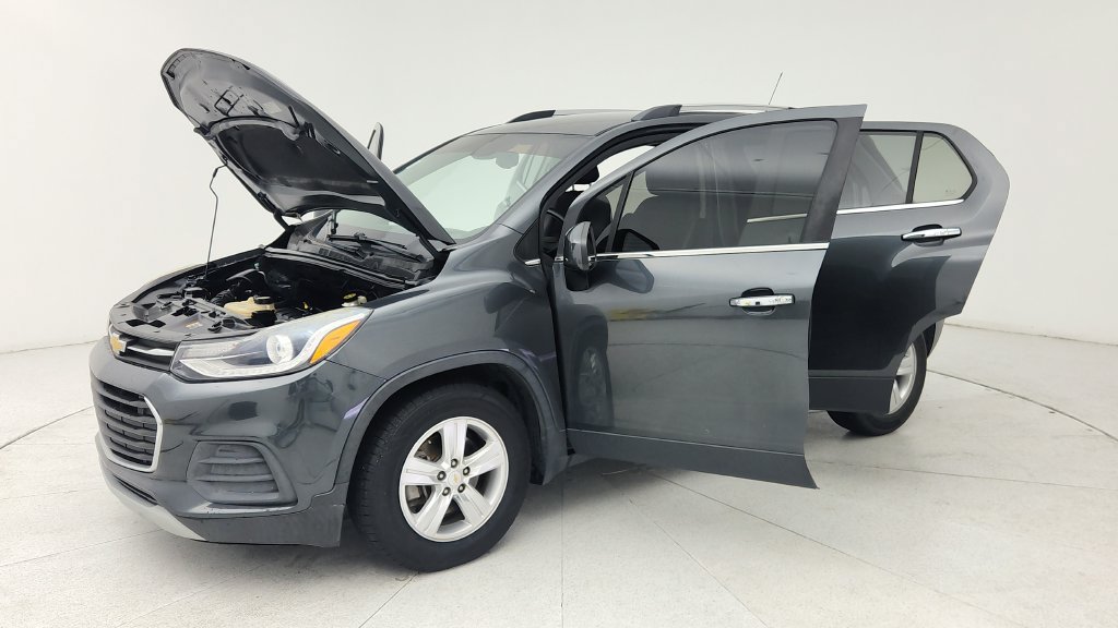 Used 2018 Chevrolet Trax LT w/ LT Convenience Package FWD image 10