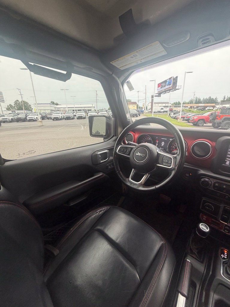 Certified 2020 Jeep Gladiator Rubicon w/ LED Lighting Group AWD/4WD image 12