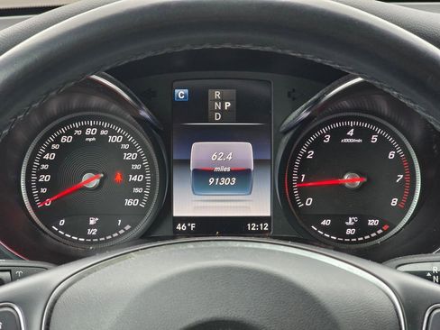 Used 2017 Mercedes-Benz GLC 300 4MATIC image 27