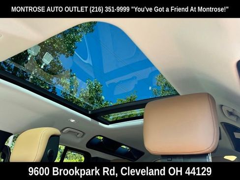 New 2025 Land Rover Defender 110 X-Dynamic SE image 21