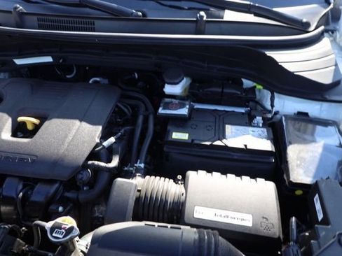 Used 2025 Kia Soul LX image 36