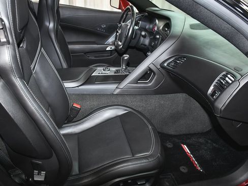 Used 2018 Chevrolet Corvette Grand Sport RWD image 47