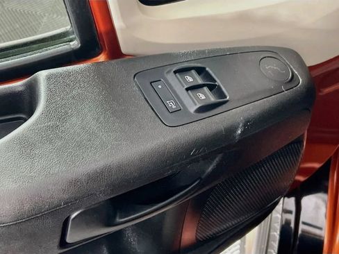 Used 2020 RAM ProMaster 2500 FWD image 18