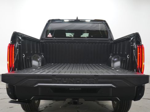 Used 2026 Toyota Tundra SR5 w/ SR5 Convenience Package AWD/4WD image 17