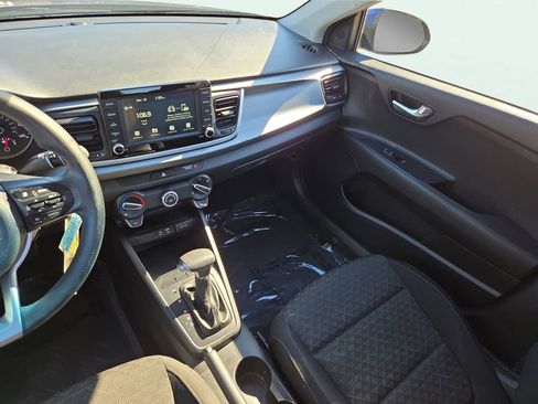 Used 2019 Kia Rio S w/ Technology Package image 14