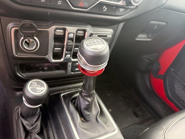 Used 2021 Jeep Wrangler Unlimited Sahara AWD/4WD image 17