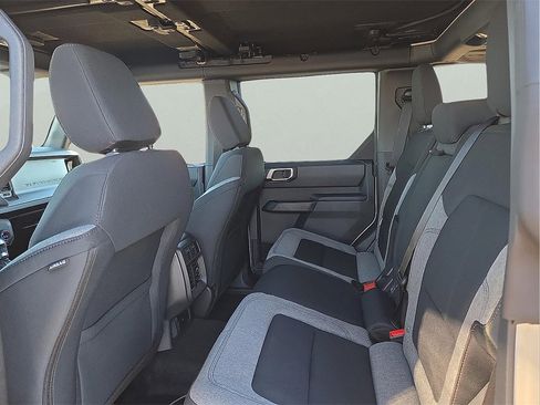 New 2025 Ford Bronco Big Bend image 9